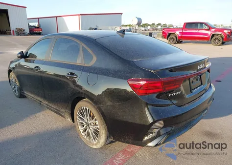 2023 Kia Forte Gt-Line из США, поврежденный, VIN 3KPF54ADXPE640092